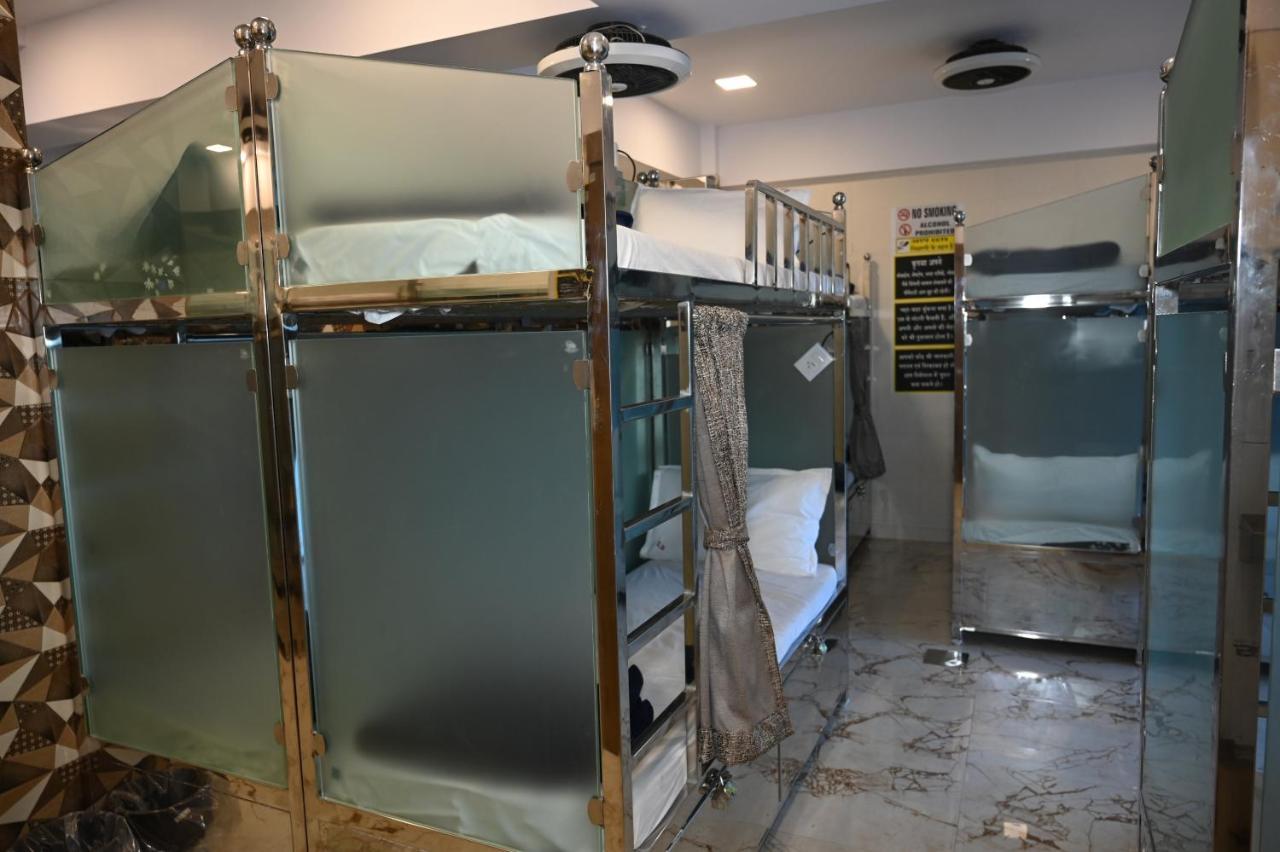 Sagar Dormitory Andheri - Nearest To Andheri Railway Station West Mumbai Dış mekan fotoğraf