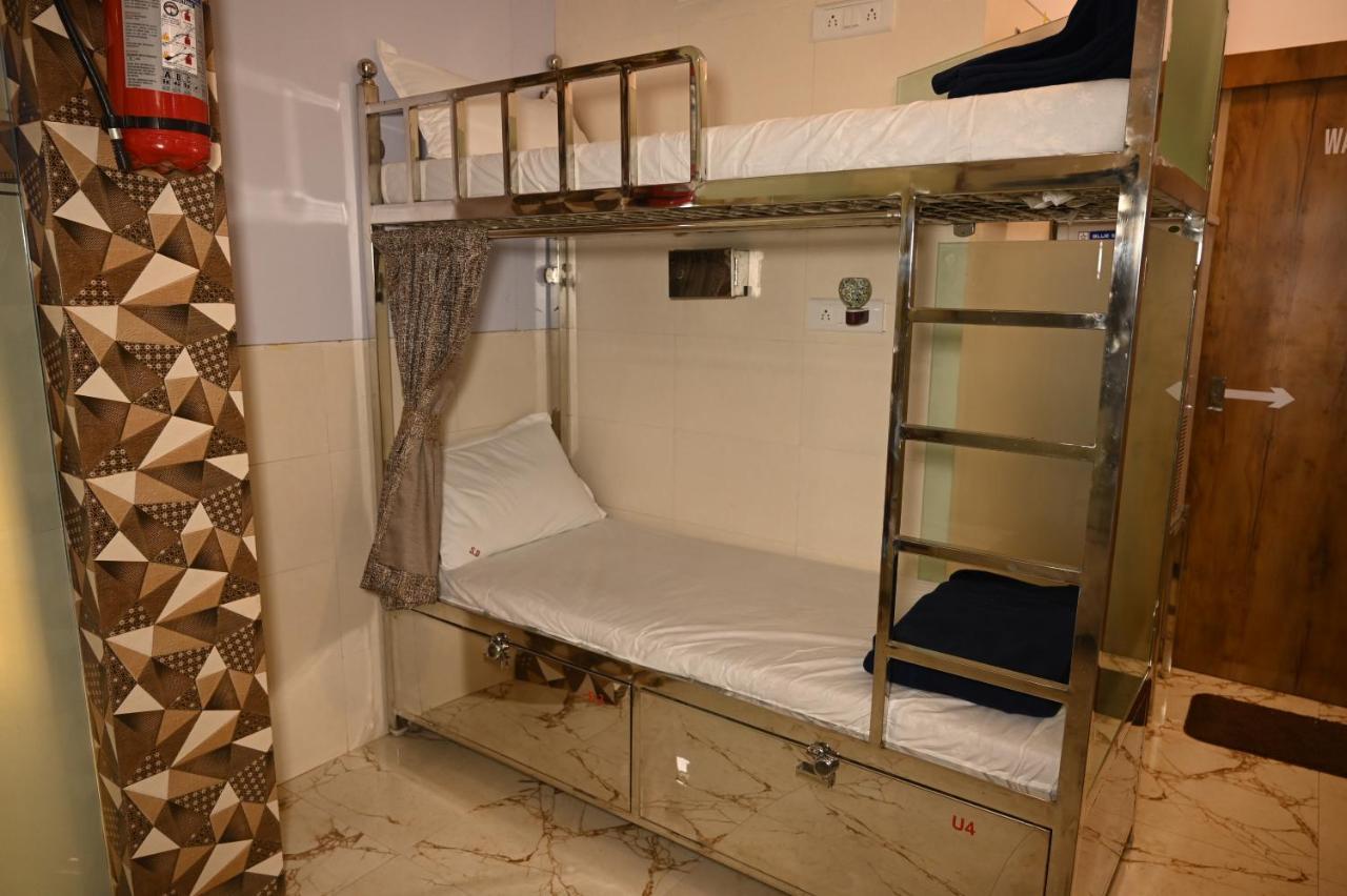 Sagar Dormitory Andheri - Nearest To Andheri Railway Station West Mumbai Dış mekan fotoğraf